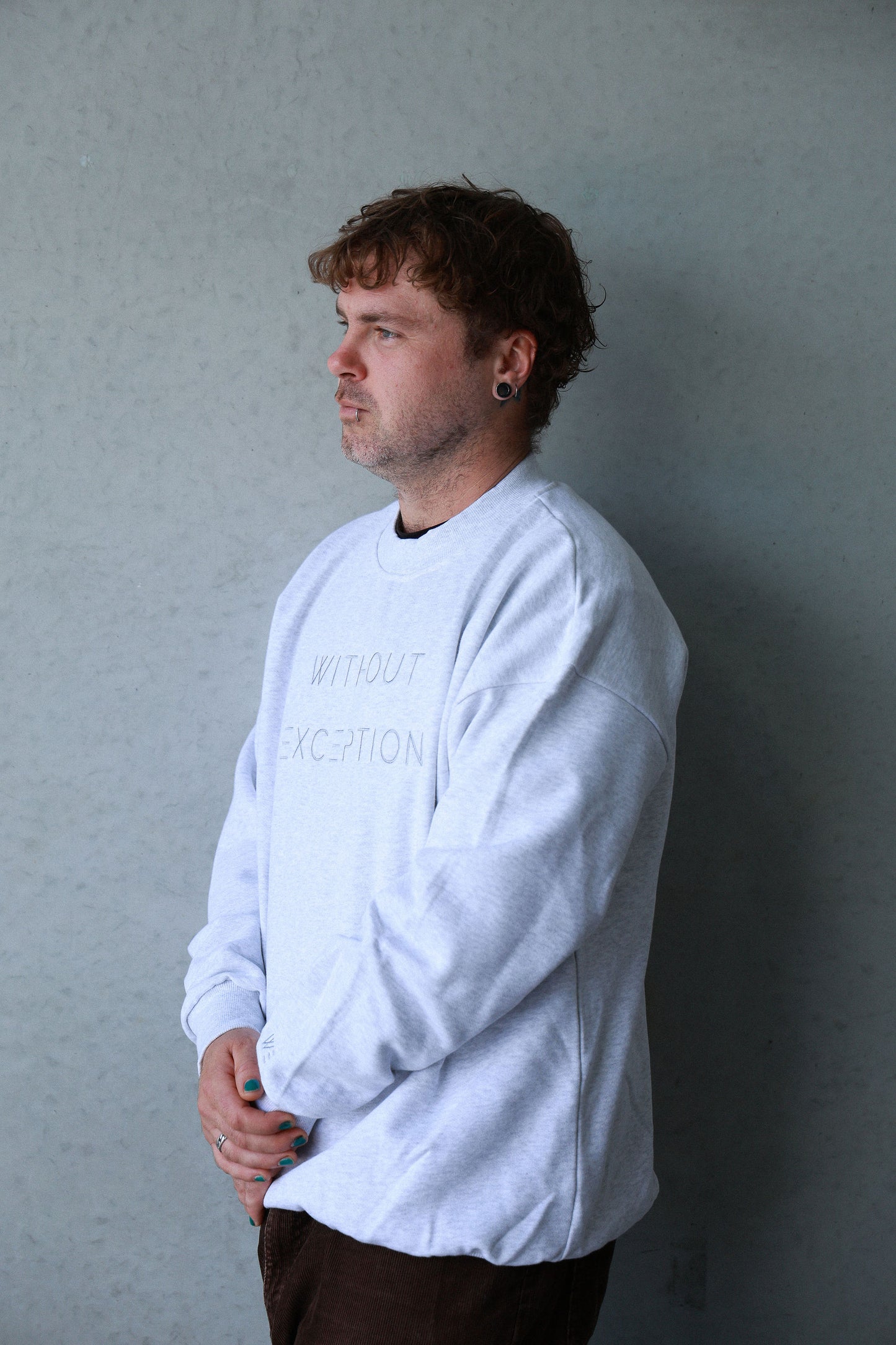 Box Crew Sweatshirt - Cloud Premium Material