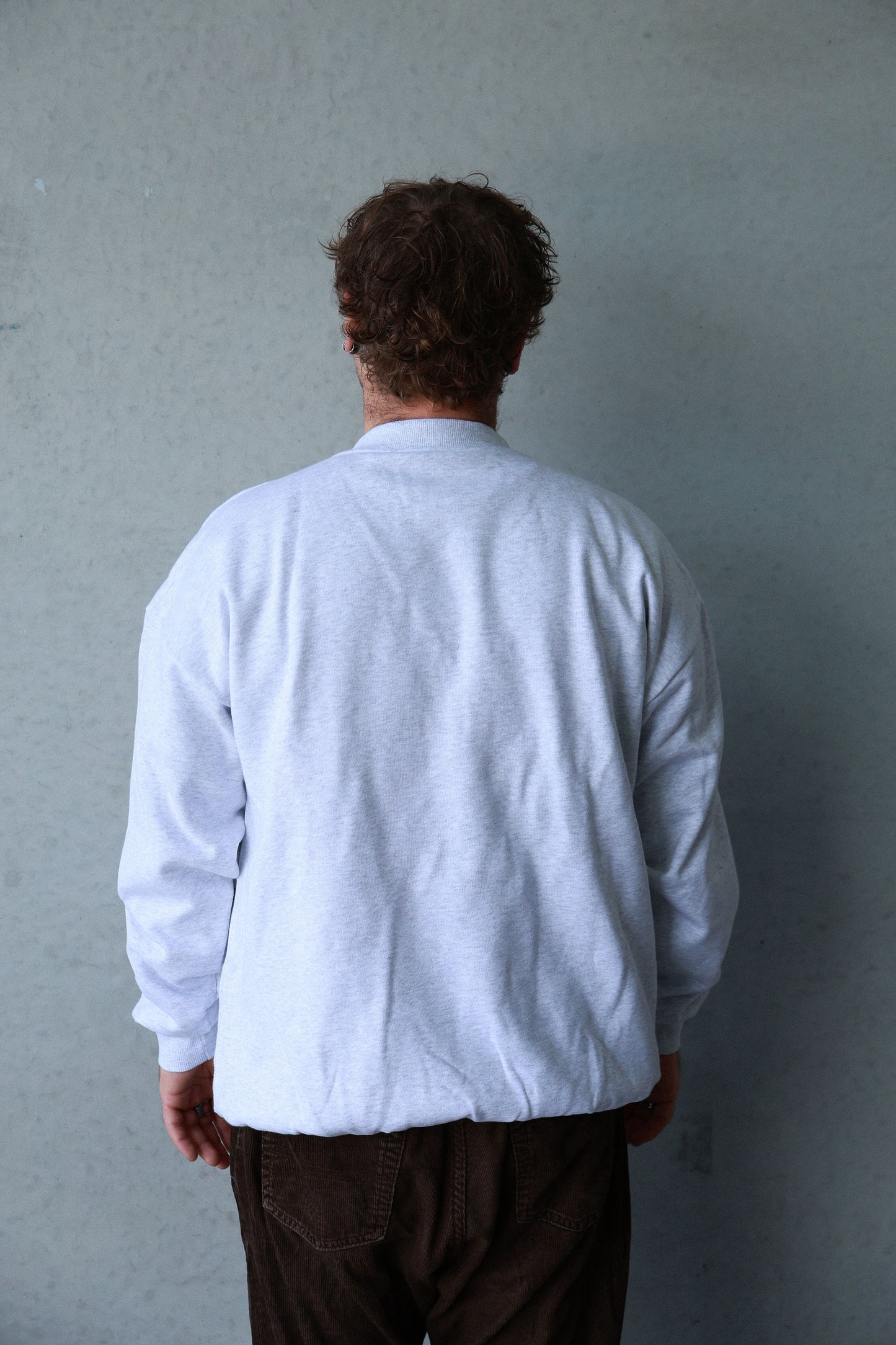 Box Crew Sweatshirt - Cloud Premium Material
